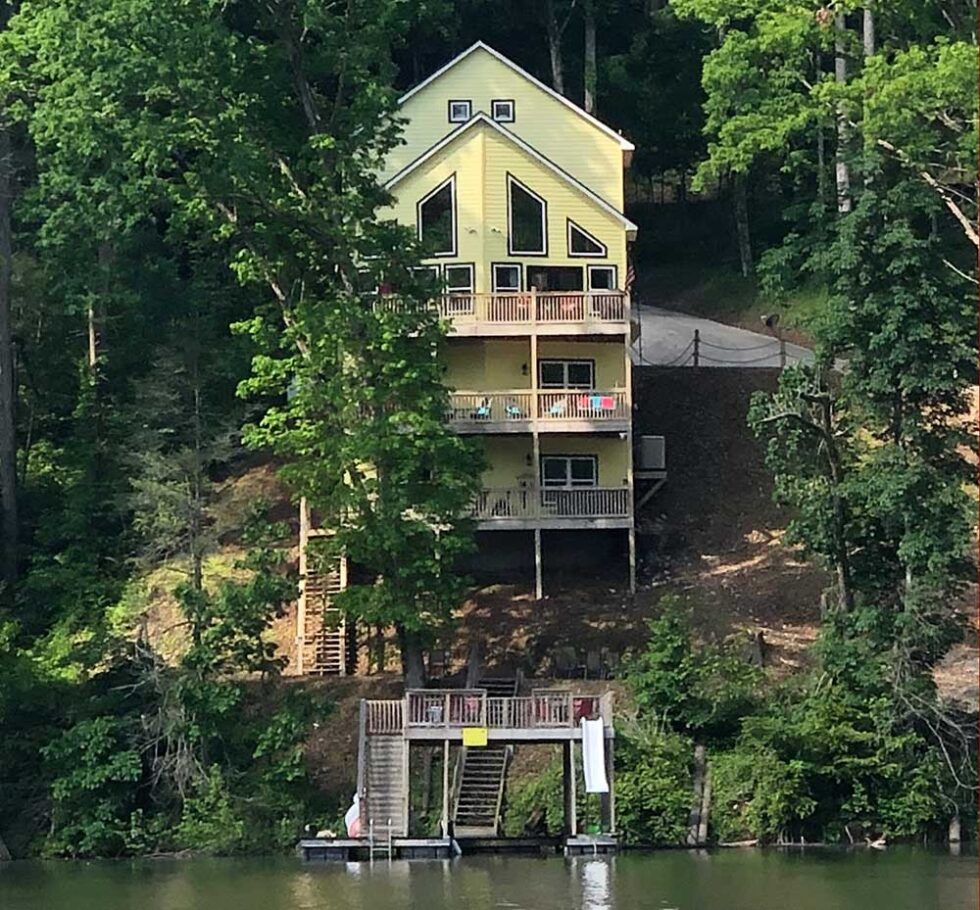 Faith, Family, Friends in Lakeside Estates Norris Lake House Rental